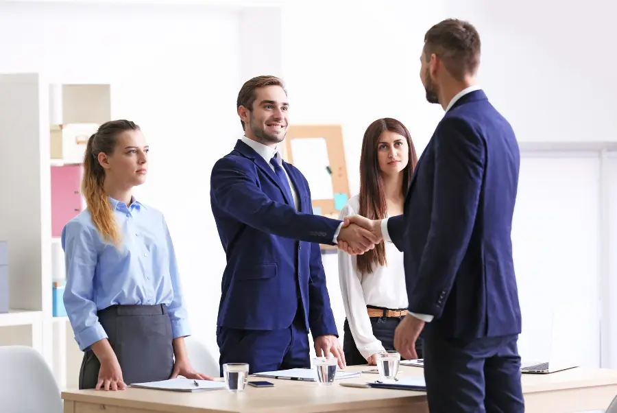 کارفرما و نیروی کار جدید | سوگیموتو ویزا