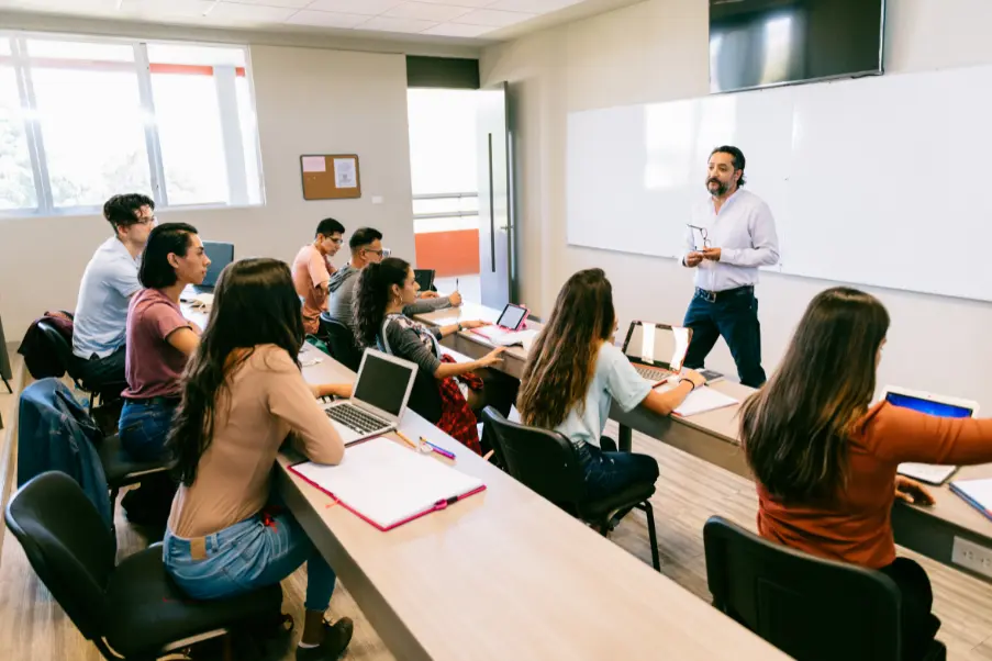 موسسات آموزشی مورد تایید DLI کانادا | سوگیموتو ویزا