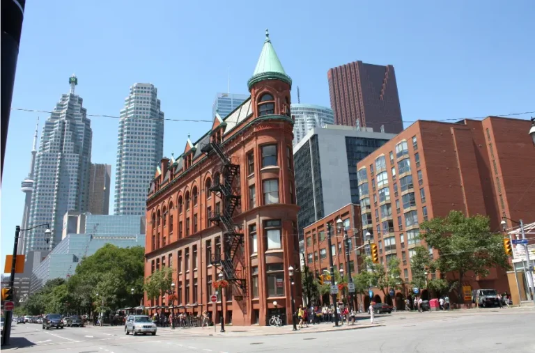 دانشگاه‌های استانی انتاریو